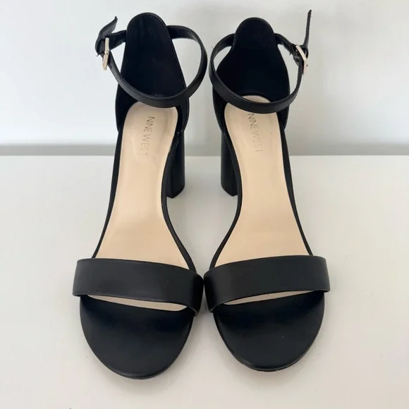 Nine West Sandy Black Ankle Strap Block Heel Sandals Size 8.5 - Picture 1 of 9